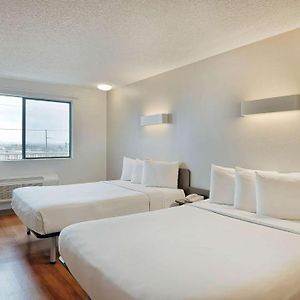 Classic Quadruple Room